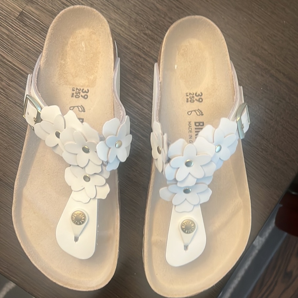 Birkenstock White Sandals with Floral Design - Picture 9 of 13